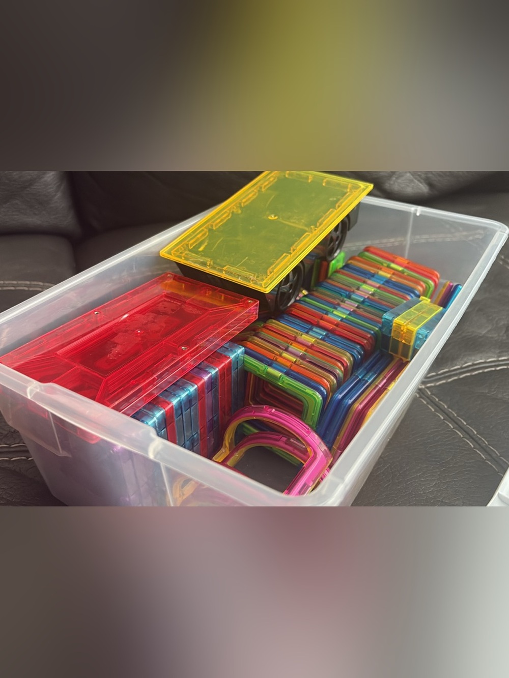 100 pieces Colorful Magnetic Building Tiles Some are Magnetic brand